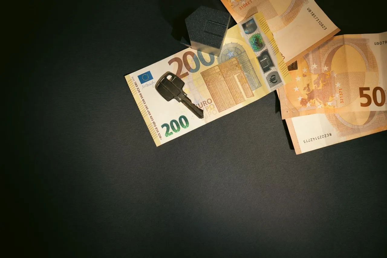 Distinguer les clauses indispensables du remplissage commercial dans un contrat multirisqu